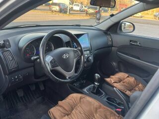 Hyundai i30 1.6 93кВ