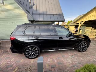 BMW X7 Final Edition 1/100 3.0 294kW