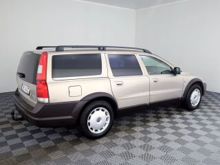 Volvo XC70 Summum AWD ATM 2.4 147kW