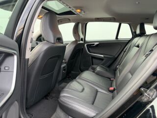 Volvo V60 SUMMUM D3 2.0 120kW