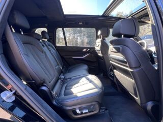 BMW X7 3.0 280kW