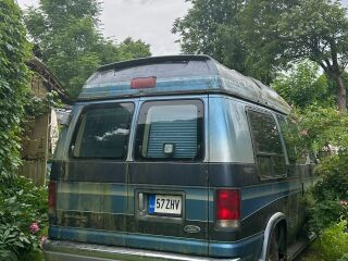 Ford Econoline 5.8 154kW