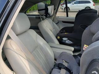 Mercedes-Benz R 320 3.0 165kW
