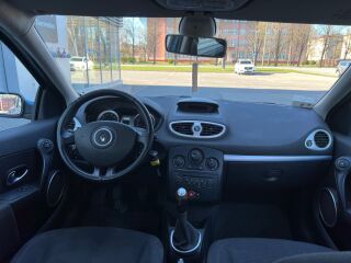 Renault Clio 1.1 55кВ