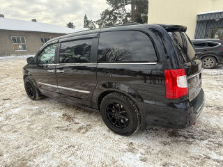 Chrysler Town & Country 3.6 v6 211kW