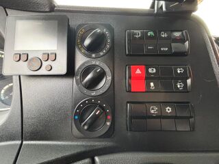 Mercedes-Benz Atego 1323 4x2 170kW