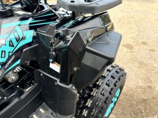 KXD 002/8c Defender Lifan  kingorama
