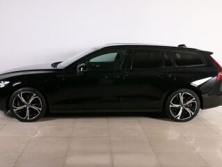 Volvo V60 AWD PLUS DARK RECHARGE LONG RANGE 2.0 T8 Twin Engine Plug-In-Hybrid 335kW