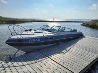 Four Winns 205 SUNDOWNER 3.3 Yamaha 225 hj V6 4-takti 165kW