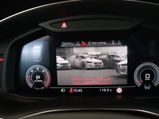 Audi Q8 S line 50 TDI quattro 3.0 210kW