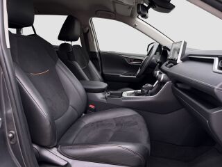 Toyota RAV4 Luxury Plus 2.0 129kW