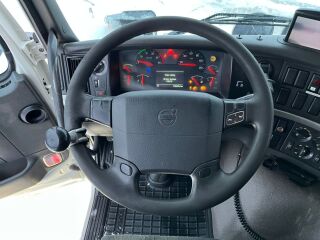 Volvo FM 450 6x2*4 338kW