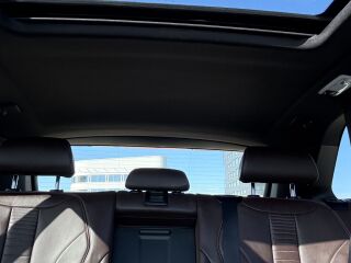 BMW X5 40d M pakett 3.0 R6 N57D30T1 230kW