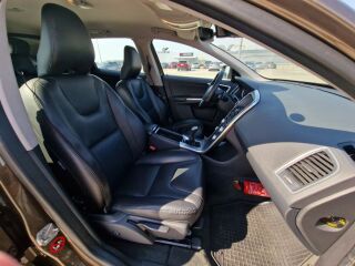Volvo XC60 Summum Facelift 2.0 110кВ