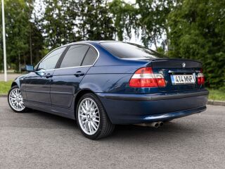 BMW 325 2.5 141kW