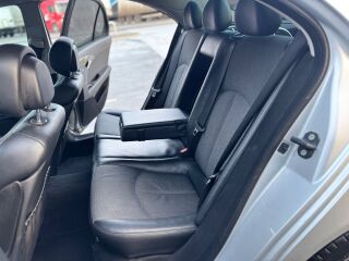 Mercedes-Benz E 280 AVANTGARDE 3.0 V6 CDI 140kW