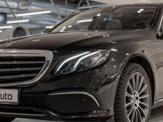 Mercedes-Benz E 220 LIMOUSINE 2.0 143kW