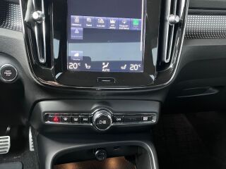 Volvo XC40 2.0 140kW