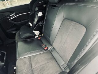 Audi e-tron 55 quatrro S-line 300kW 158kW