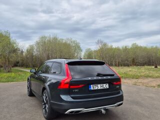 Volvo V90 Cross Country 2.0 173kW
