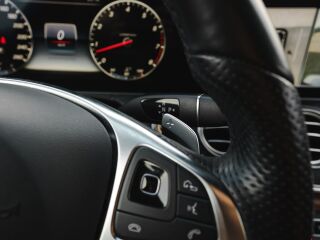 Mercedes-Benz E 400 AMG Night Pack 4 Matic 3.5 245кВ