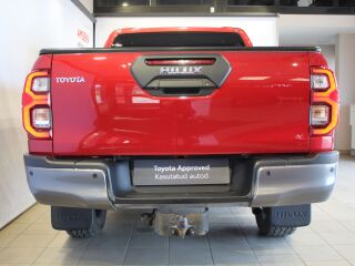 Toyota Hilux Double Cab Invincible AWD N1 2.8 150kW