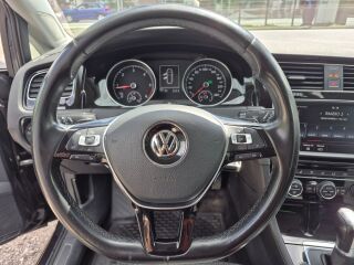 Volkswagen Golf 2.0 110kW