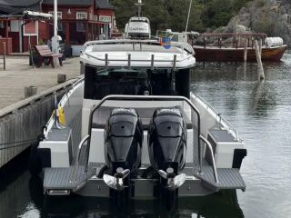Axopar Axopar 37 XC Cross Cabin with 2 x Mercury