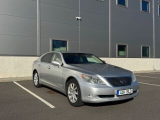Lexus LS 460 4.6 V8 280kW