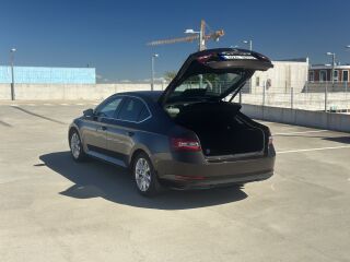 Skoda Superb 1.4 110kW
