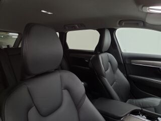 Volvo V90 Cross Country 2.0 145kW