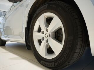 Skoda Superb COMBI ACTIVE PLUS 1.4 TSI 110kW