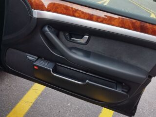 Audi A8 4.2 257kW