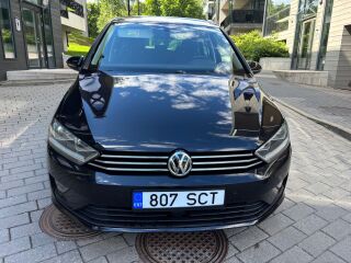 Volkswagen Golf Sportsvan 1.6 81кВ