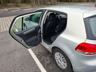 Volkswagen Golf 1.2 77kW