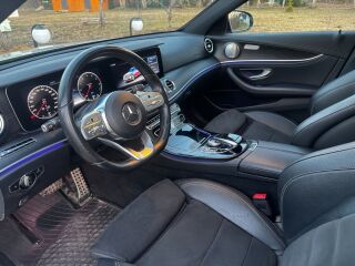 Mercedes-Benz E 300 AMG / Pano / Burmester / AIRMATIC 2.0 225кВ