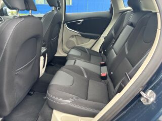Volvo V40 SUMMUM 2.0 D4 140kW