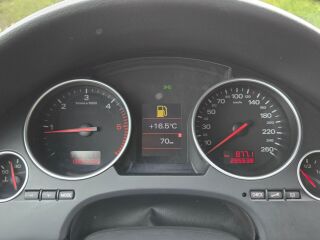 Audi A4 2.5 120kW