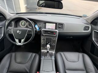 Volvo V60 SUMMUM D3 2.0 120кВ