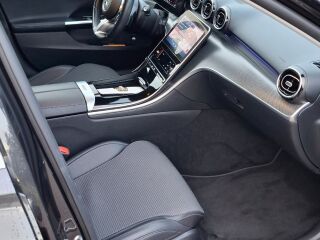 Mercedes-Benz C 220 4 Matic Avantgarde 2.0 147kW
