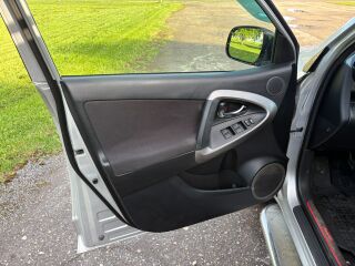 Toyota RAV4 2.2 100kW