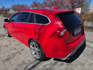 Volvo V60 RDESIGN 1.6 r4 tdi 84kW