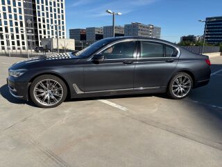 BMW 750 Pure Excellence 4.4 330kW