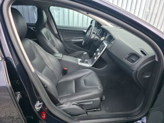 Volvo V60 Summum Magic Blue 2.0 D2 88кВ