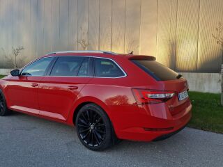 Skoda Superb Style / Elegance 1.8 132kW