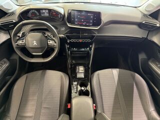 Peugeot 208 Allure PureTech AT8 1.2 74kW