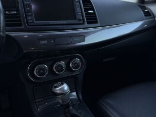 Mitsubishi Lancer 2.0 103kW