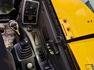 Hyundai Robex 60CR-9