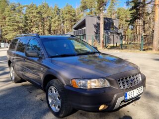 Volvo XC70 2.4 R5 D5244T4 136kW