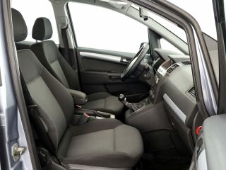 Opel Zafira Elegance 1.8 103кВ